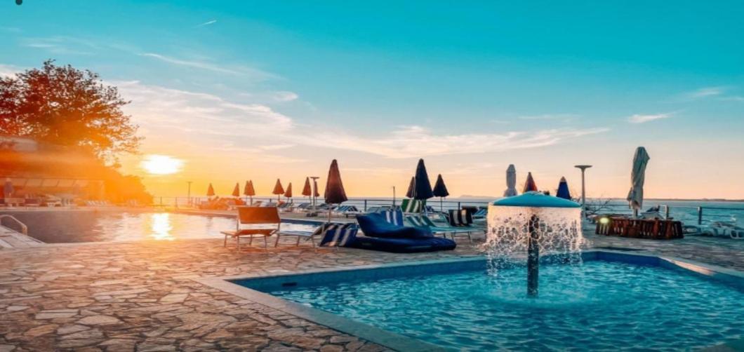 Artemis Beach House Vlorë Exterior foto